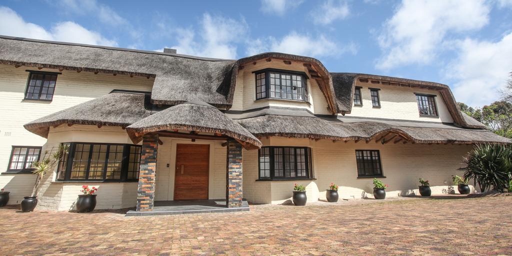 Winelands Villa Pensión y Cottages Somerset West Exterior foto